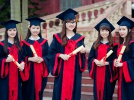 Lợi ích của việc học đại học trong nước